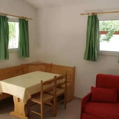 Gemuetlicher Ferienbungalow Isabena By Interhome * La Puebla de Roda