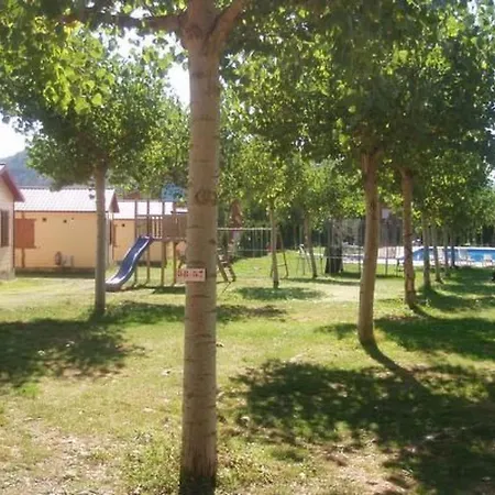 Gemuetlicher Ferienbungalow Isabena By Interhome